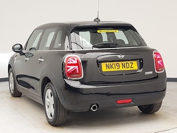 Used MINI Hatch 2019 for sale - 77360972: Photo
