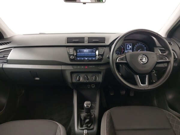 Used Skoda Fabia 2020 for sale - 76107941: Photo 2