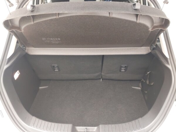 Used Mazda Mazda2 2024 for sale - 75496166: Photo 8