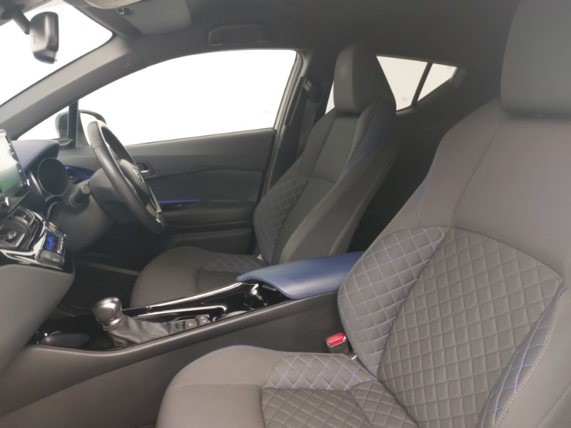 Used Toyota C-HR 2020 for sale - 76763900: Photo 5