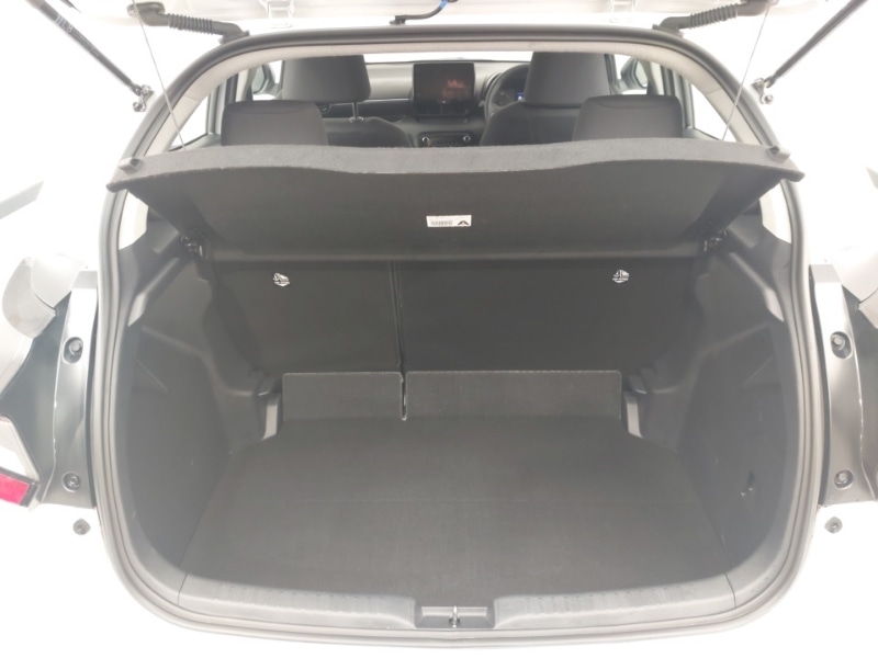 Used Mazda Mazda2 HYBRID 2025 for sale - 76498049: Photo 8