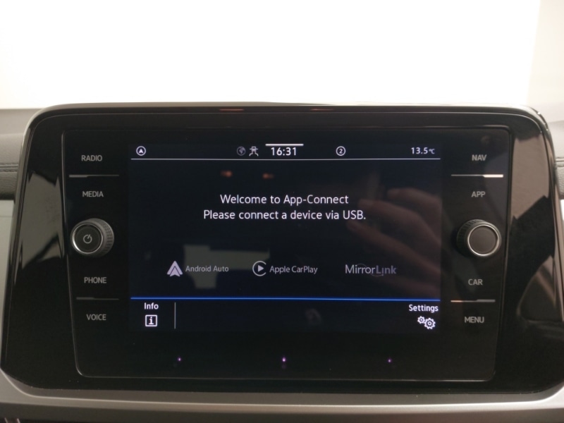 Used Volkswagen T-Roc 2023 for sale - 77214212: Photo 16