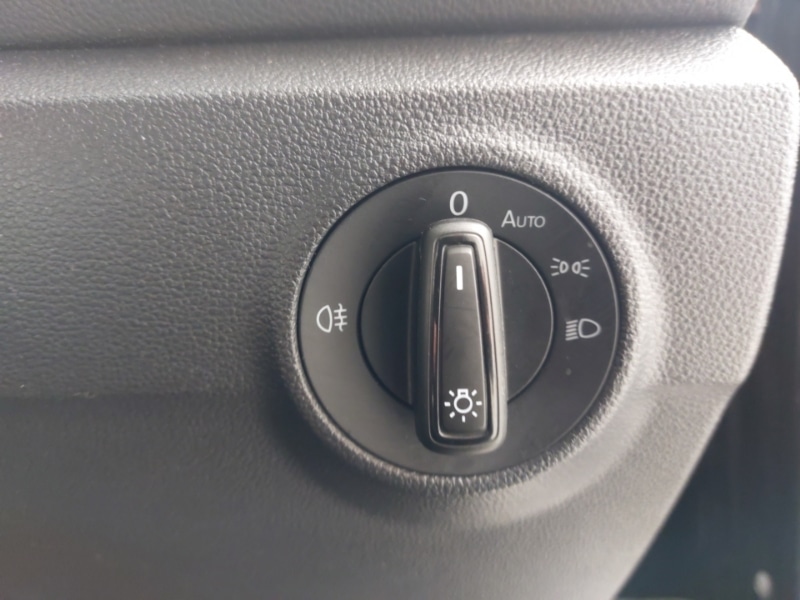 Used Volkswagen T-Roc 2023 for sale - 77214212: Photo 18