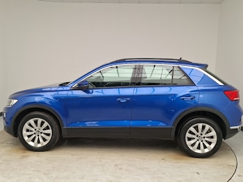 Used Volkswagen T-Roc 2021 for sale - 78957286: Photo