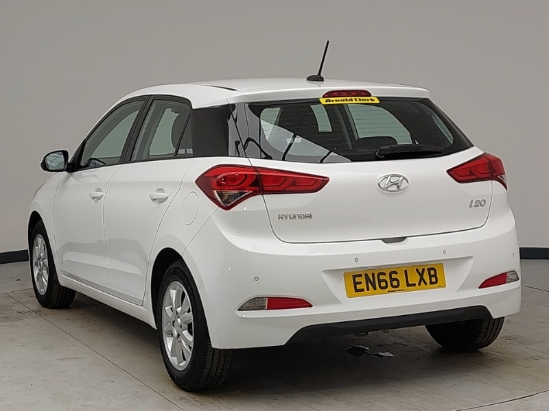 Used Hyundai i20 2017 for sale - 76864537: Photo 3