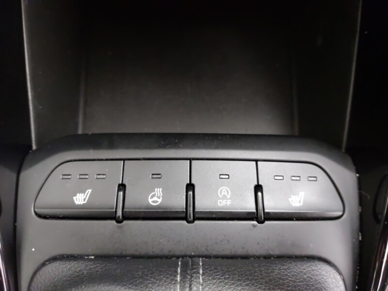 Used Kia Stonic 2018 for sale - 77284455: Photo 17