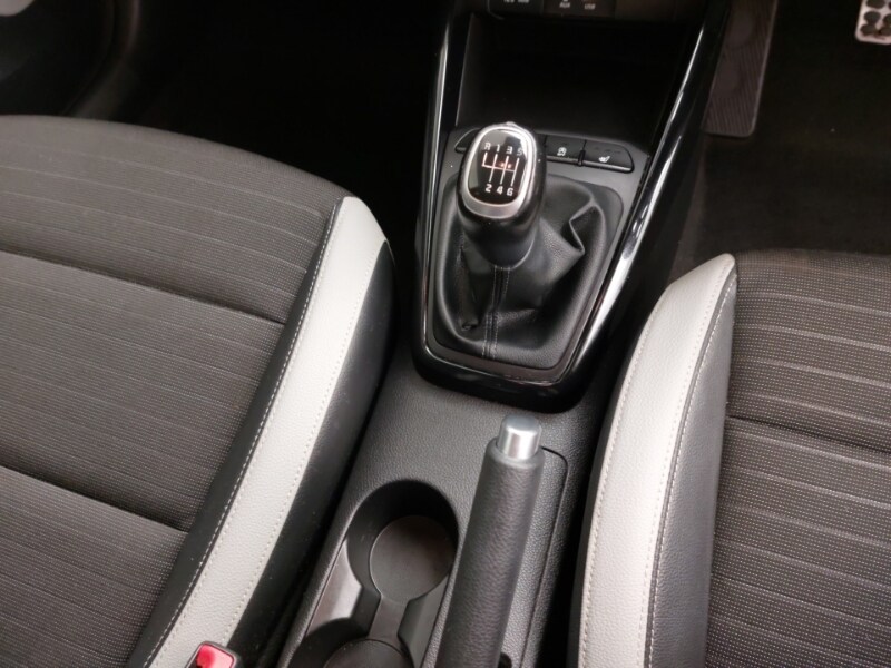 Used Kia Stonic 2018 for sale - 77284455: Photo 19