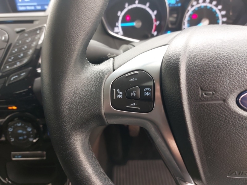 Used Ford Fiesta 2016 for sale - 76736881: Photo 12