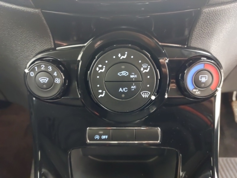 Used Ford Fiesta 2016 for sale - 76736881: Photo 15