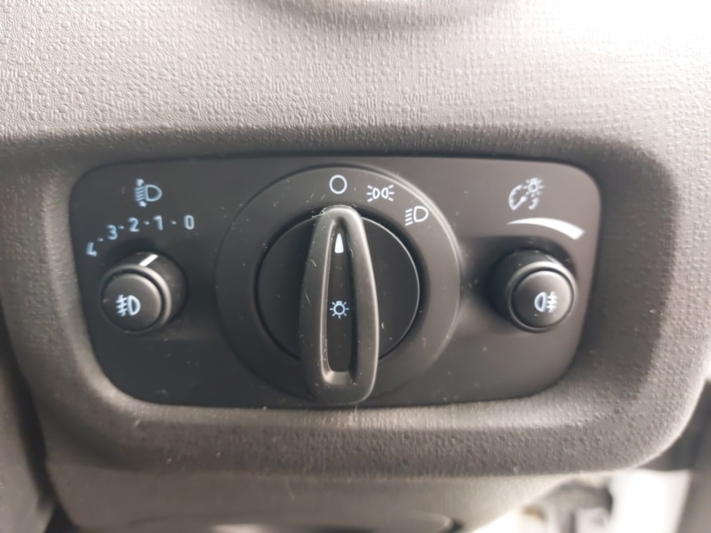 Used Ford Fiesta 2016 for sale - 76736881: Photo 16