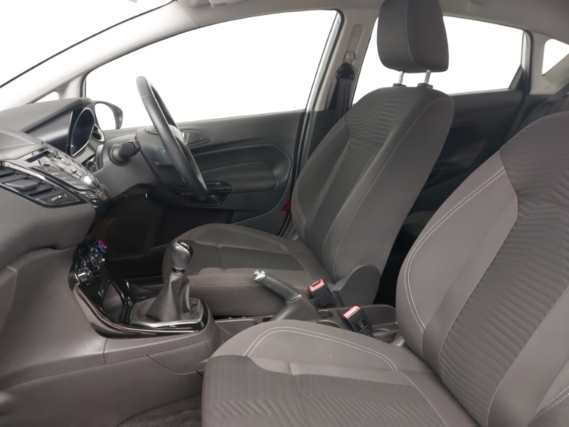 Used Ford Fiesta 2016 for sale - 76736881: Photo 5