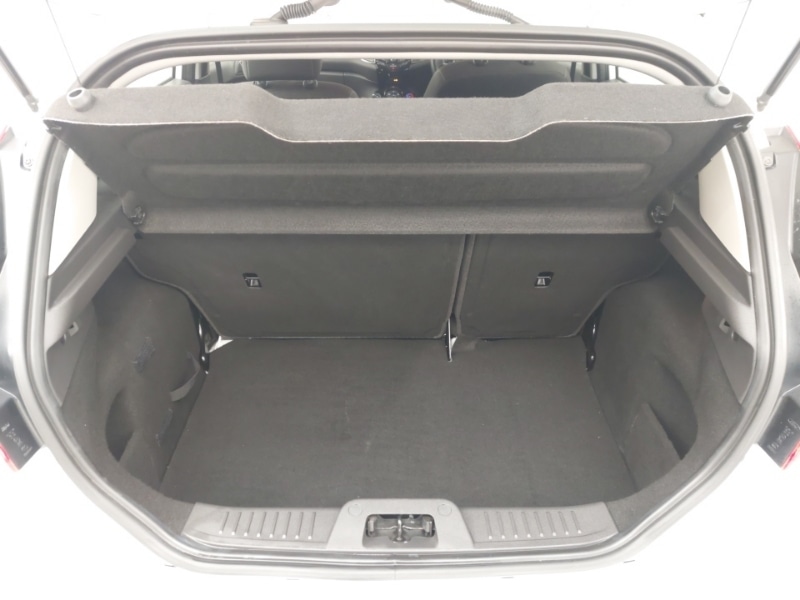 Used Ford Fiesta 2016 for sale - 76736881: Photo 8