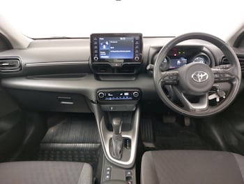 Used Toyota Yaris 2021 for sale - 77503456: Photo