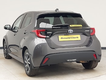 Used Toyota Yaris 2021 for sale - 77503456: Photo