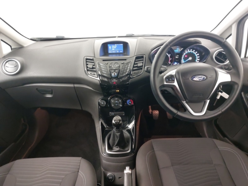 Used Ford Fiesta 2016 for sale - 76924965: Photo 2