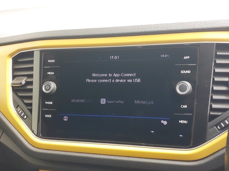 Used Volkswagen T-Roc 2018 for sale - 77987698: Photo 14