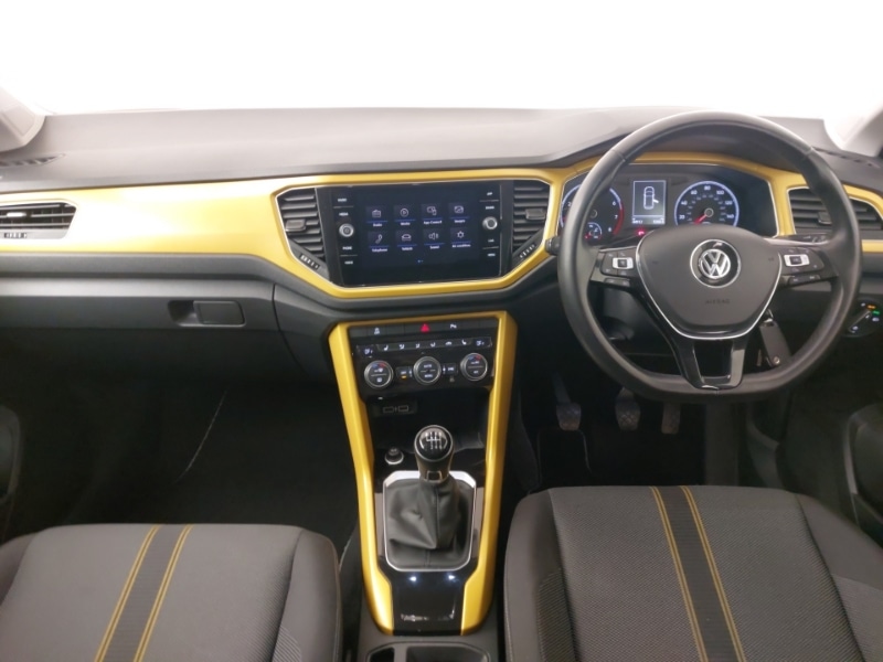 Used Volkswagen T-Roc 2018 for sale - 77987698: Photo 2