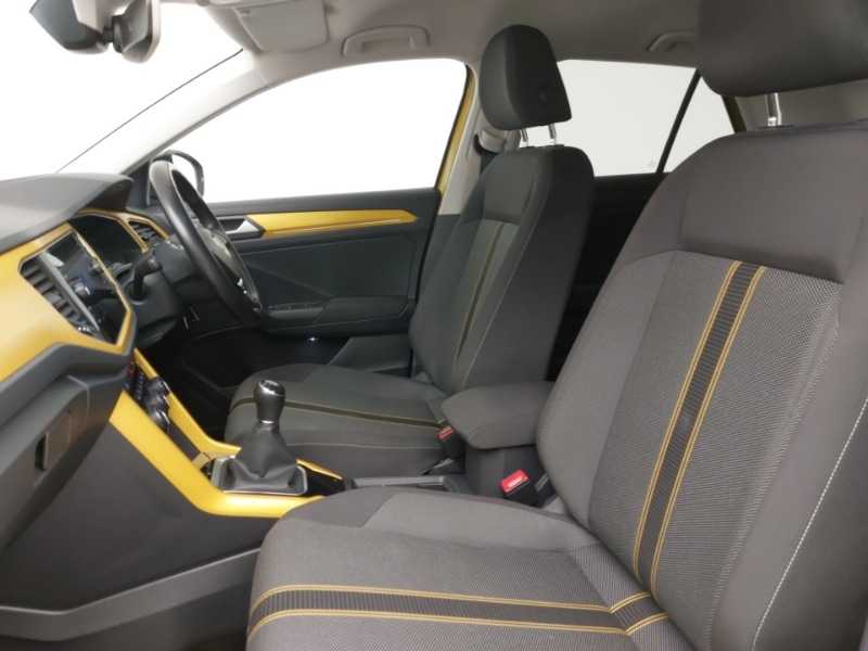 Used Volkswagen T-Roc 2018 for sale - 77987698: Photo 5