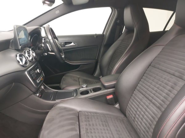 Used Mercedes-Benz GLA 2017 for sale - 76271996: Photo 5