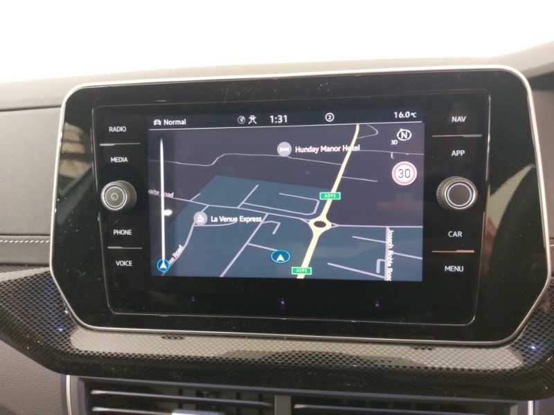 Used Volkswagen T-Cross 2024 for sale - 77047115: Photo 10