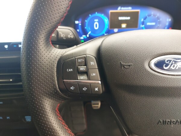 Used Ford Focus 2022 for sale - 76199233: Photo 12