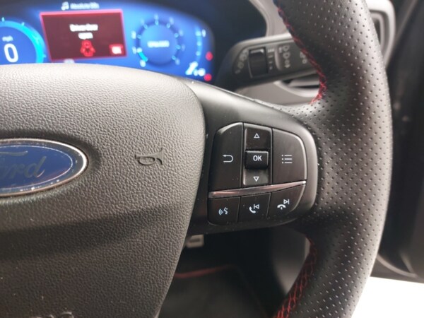 Used Ford Focus 2022 for sale - 76199233: Photo 13