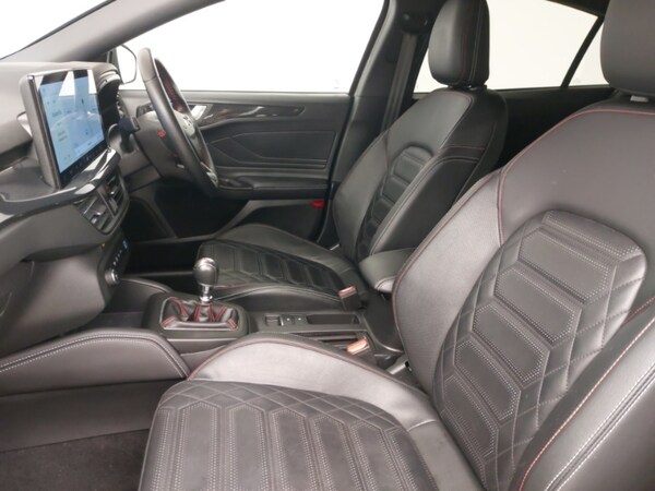 Used Ford Focus 2022 for sale - 76199233: Photo 5