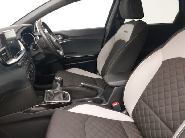 Used Kia Ceed 2019 for sale - 76150661: Photo 5