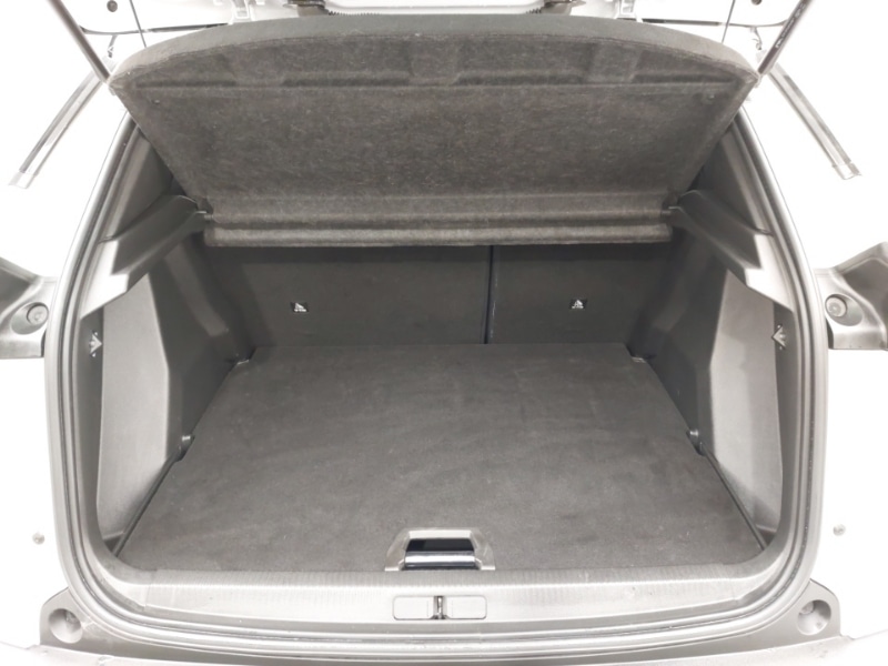 Used Peugeot 2008 2021 for sale - 76695752: Photo 8