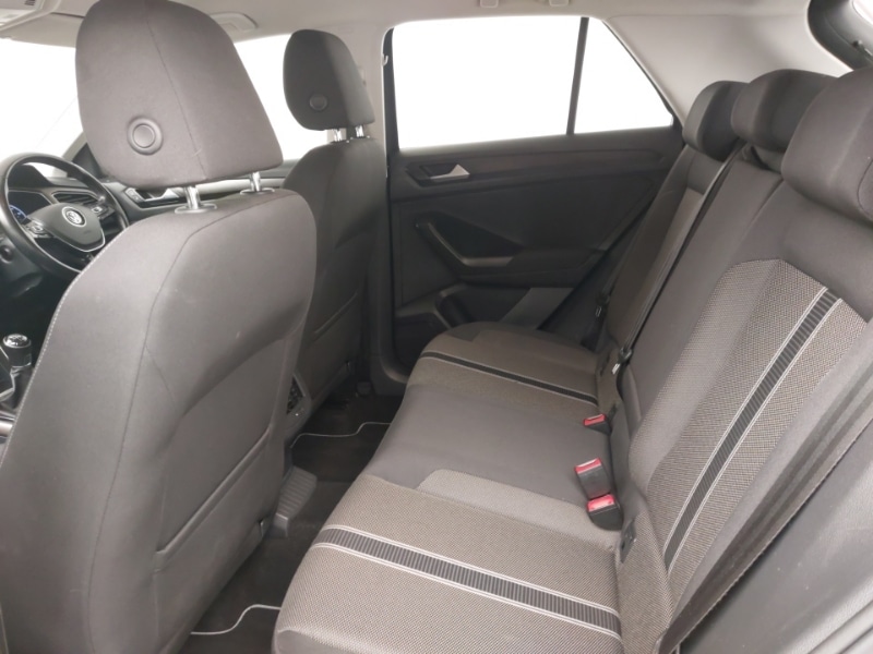Used Volkswagen T-Roc 2018 for sale - 76369763: Photo 6
