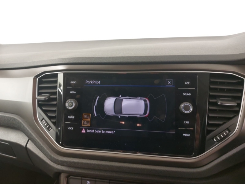 Used Volkswagen T-Roc 2018 for sale - 76602391: Photo 11