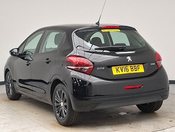 Used Peugeot 208 2016 for sale - 79243314: Photo