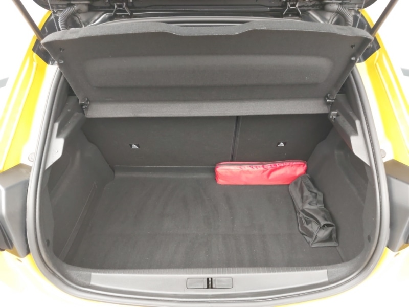 Used Peugeot 208 2022 for sale - 77228832: Photo 8