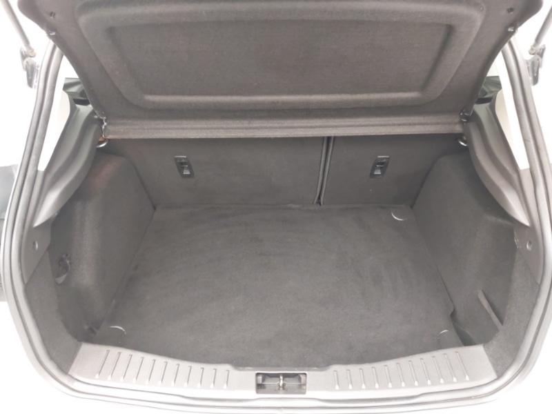 Used Ford Focus 2017 for sale - 76619034: Photo 8