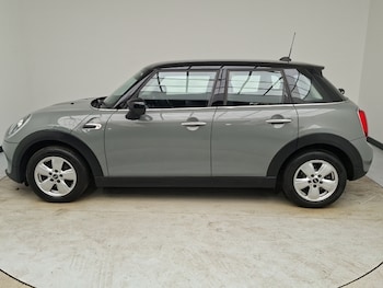 Used MINI Hatch 2020 for sale - 79070120: Photo