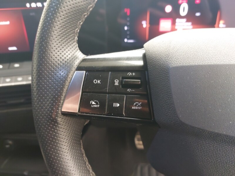 Used Vauxhall Astra 2023 for sale - 77019786: Photo 12