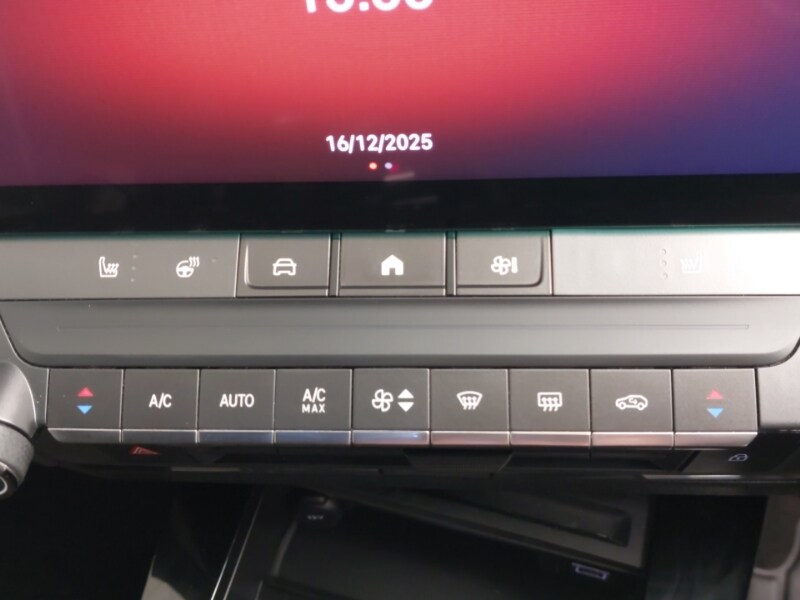 Used Vauxhall Astra 2023 for sale - 77019786: Photo 18