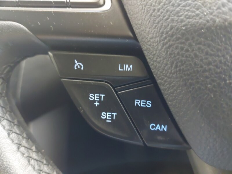 Used Ford Focus 2017 for sale - 77933103: Photo 15