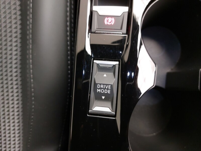 Used Peugeot 208 2022 for sale - 77874031: Photo 18