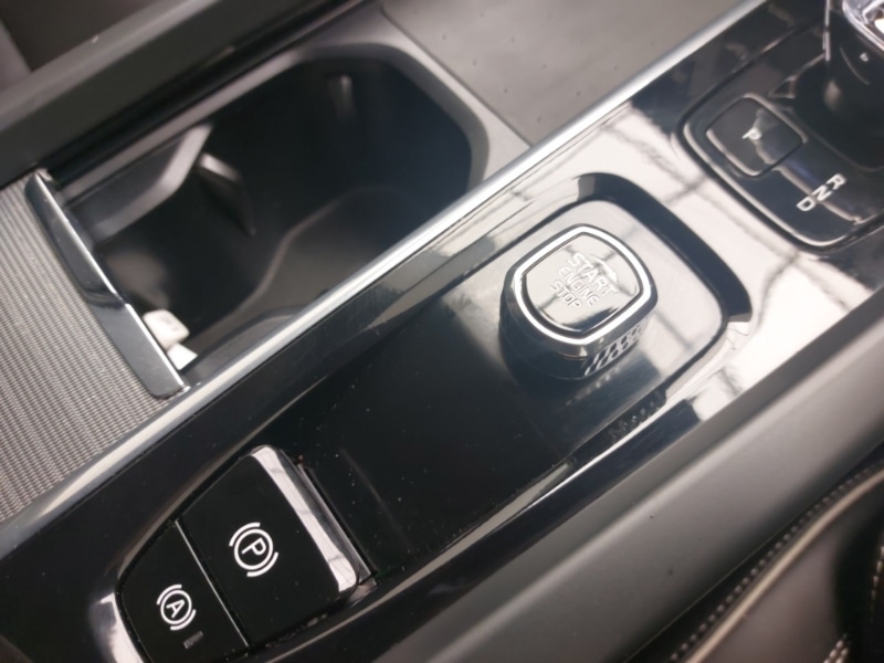 Used Volvo XC60 2022 for sale - 76465419: Photo 13