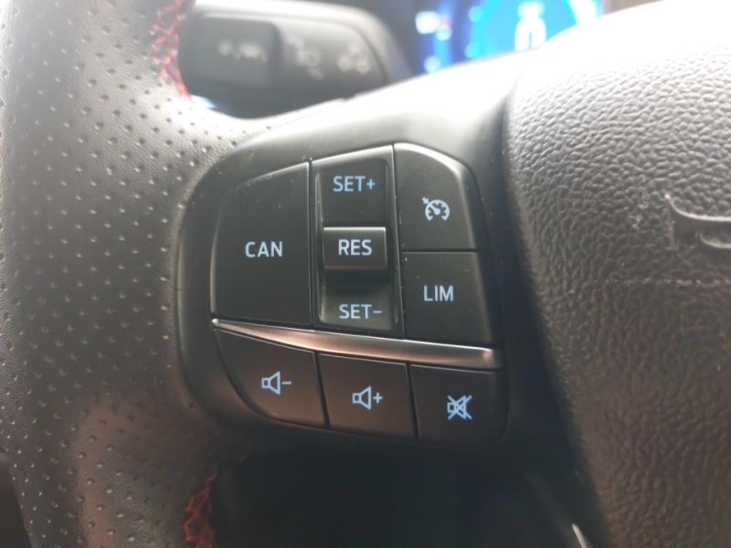 Used Ford Focus 2022 for sale - 77241033: Photo 15