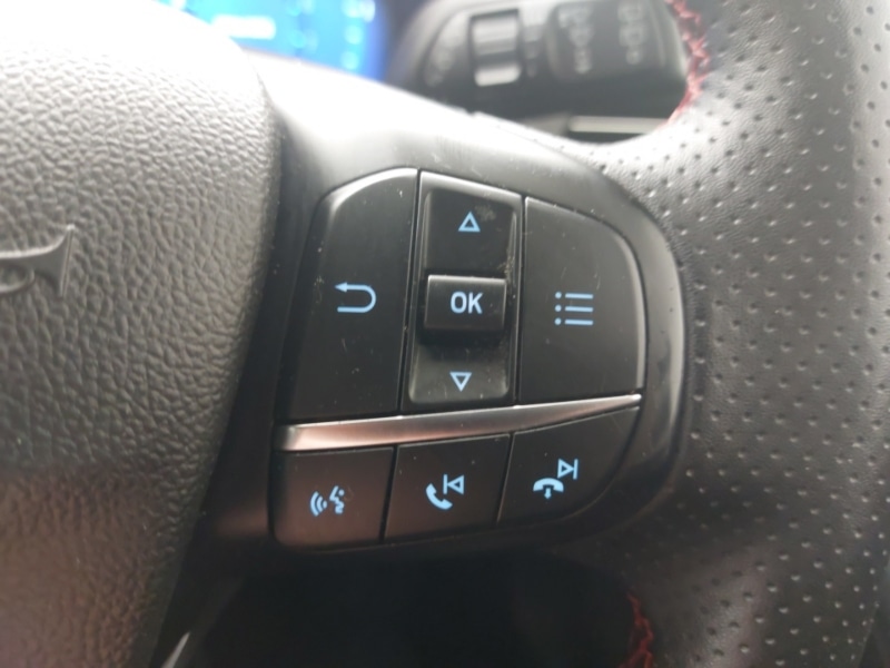 Used Ford Focus 2022 for sale - 77241033: Photo 16