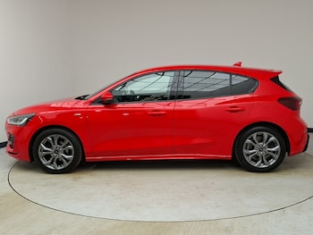 Used Ford Focus 2023 for sale - 78342715: Photo