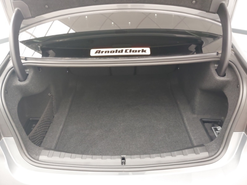 Used BMW 3 Series 2024 for sale - 77169417: Photo 8