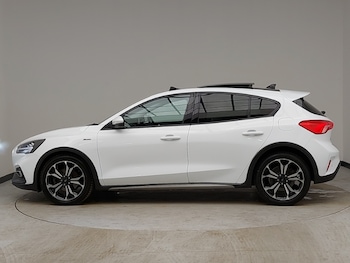 Used Ford Focus 2020 for sale - 77669609: Photo