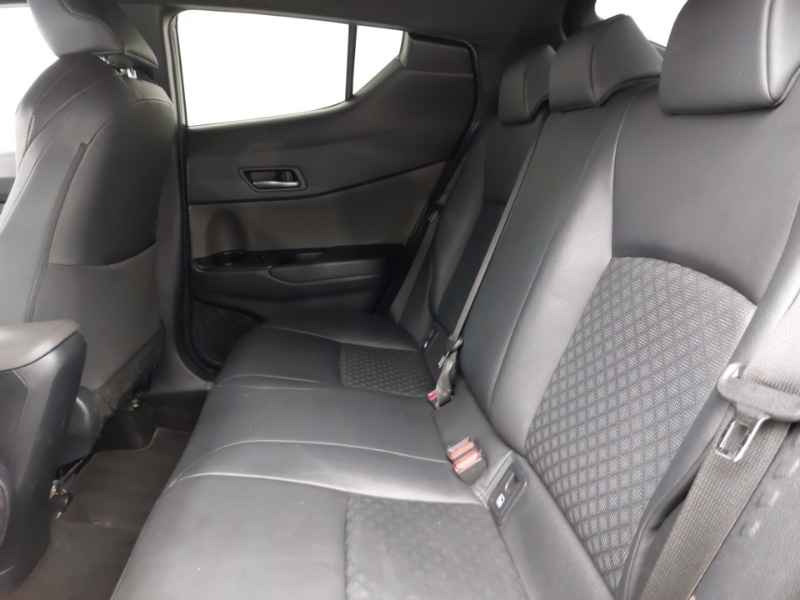Used Toyota C-HR 2020 for sale - 77682561: Photo 6