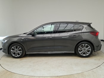 Used Ford Focus 2023 for sale - 78415702: Photo