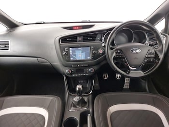 Used Kia Ceed 2018 for sale - 77352513: Photo
