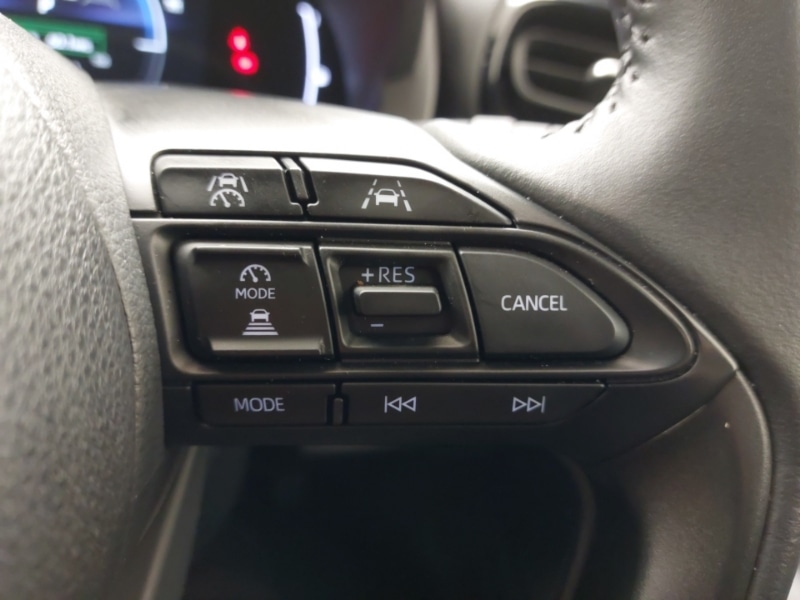 Used Mazda Mazda2 HYBRID 2025 for sale - 76537063: Photo 15