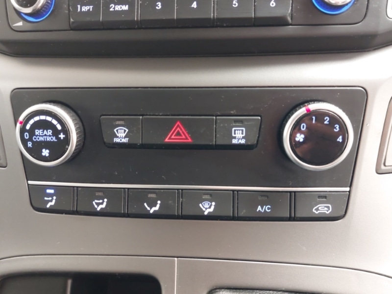 Used Hyundai i800 2019 for sale - 77881519: Photo 16